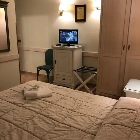 Krimar Hotel